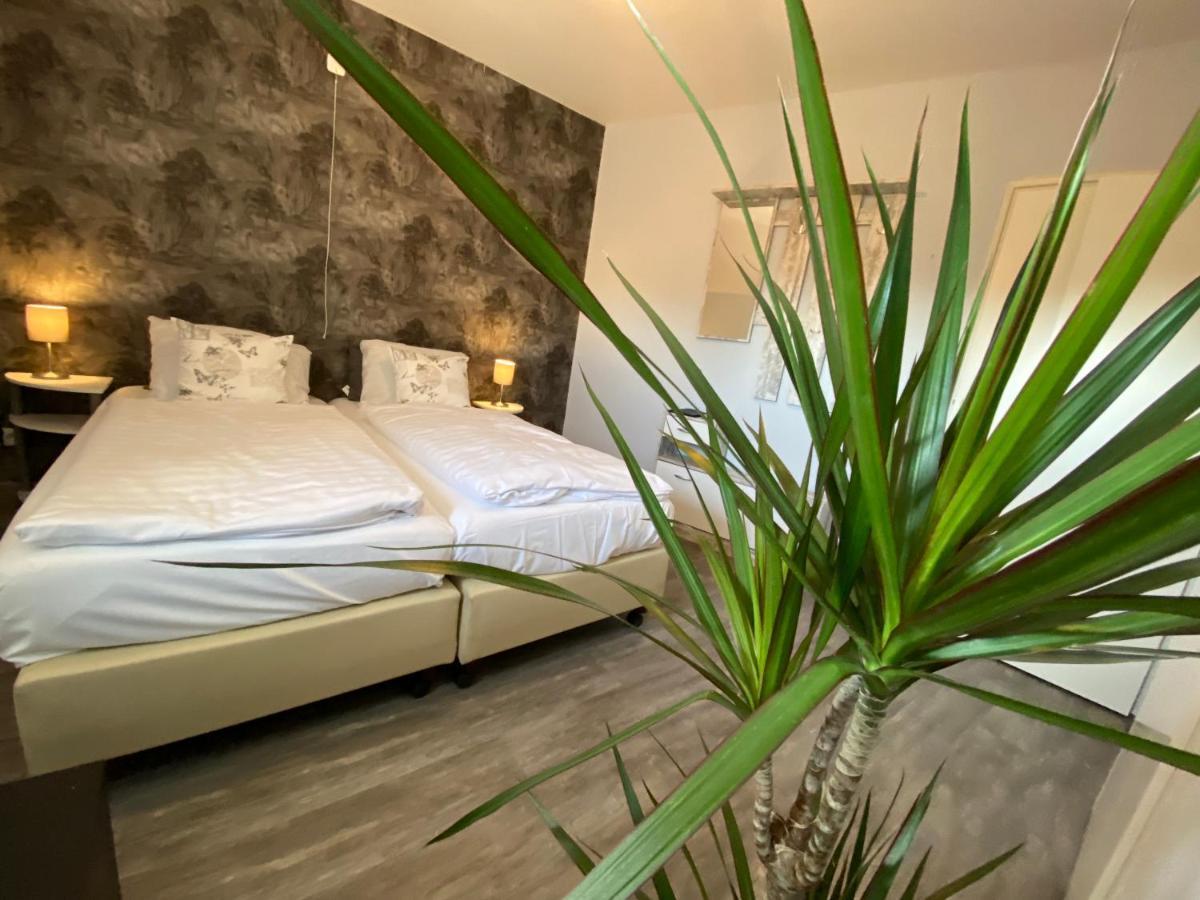 Hotel Crasborn Thorn Kültér fotó